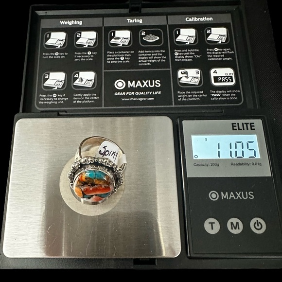 Spiny Oyster Ring in Solid Sterling Silver - Picture 7 of 9